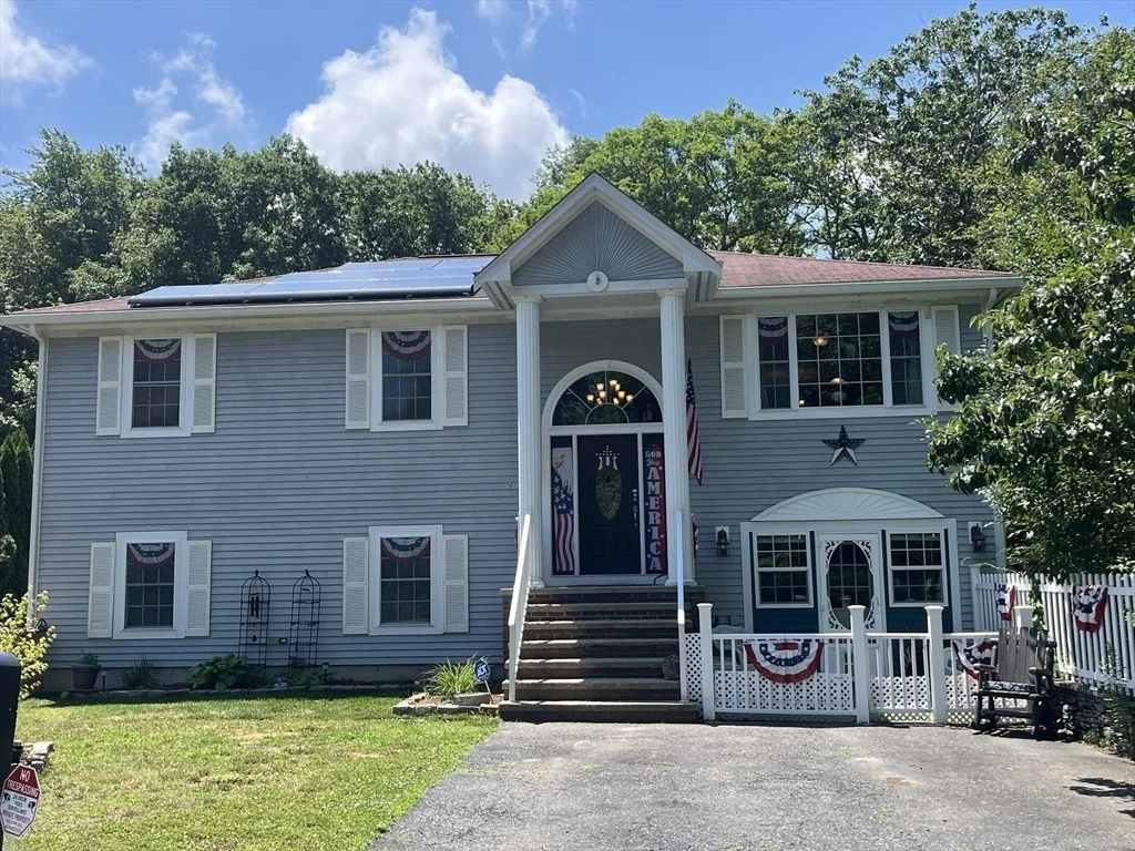 Photo of 793 Montgomery