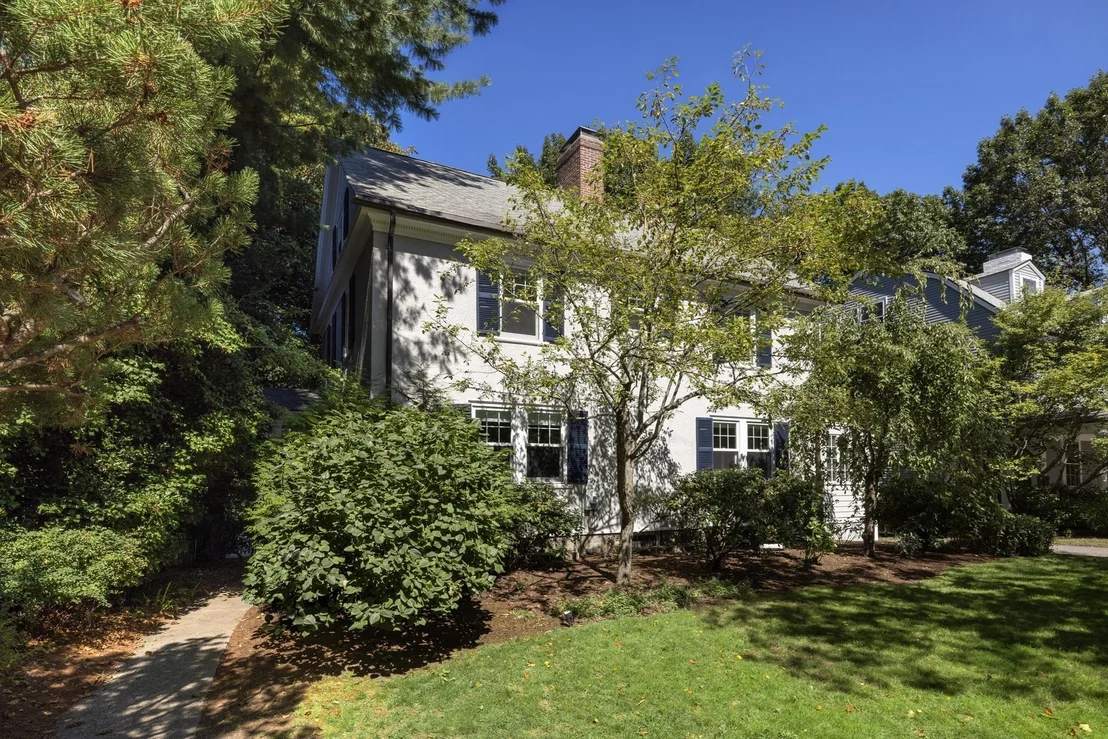 Photo of 249 Clinton Rd