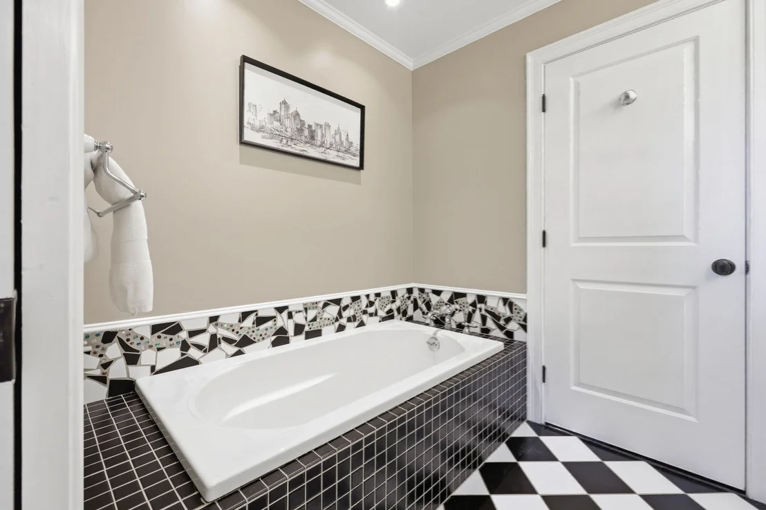 Photo of 47 Deer Hill Cir