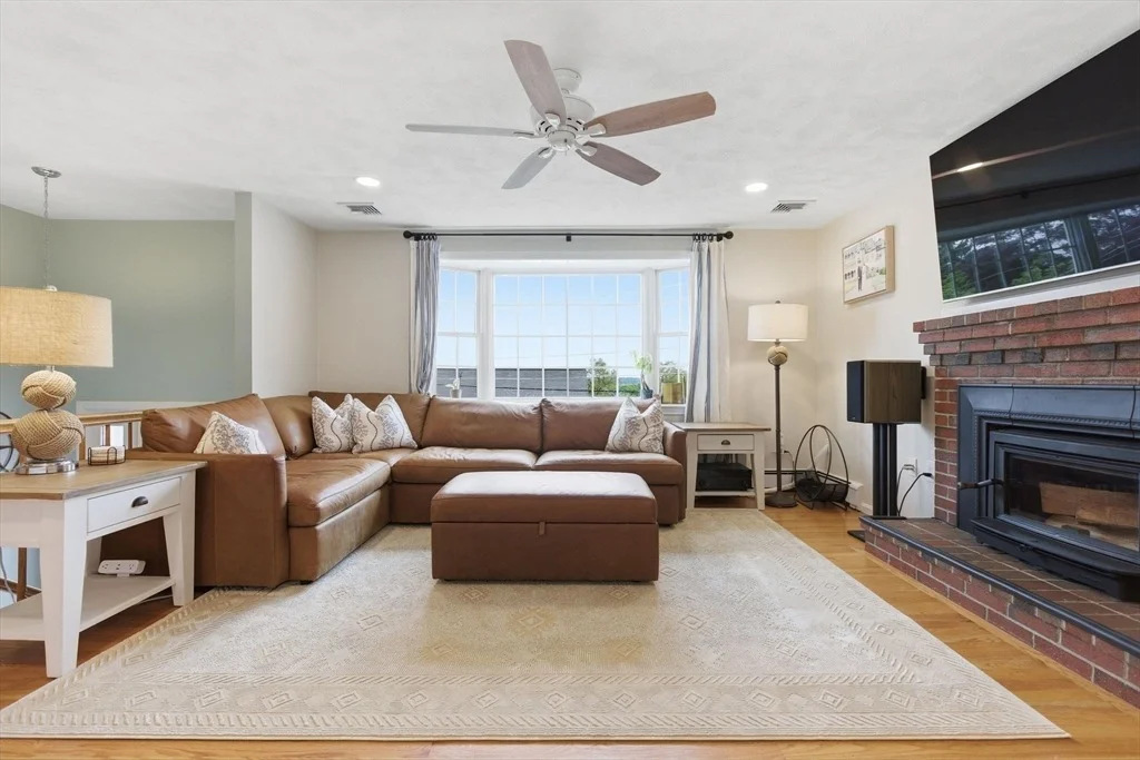 Photo of 66 Phillips Cir