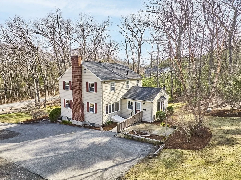 Photo of 144 Marblehead Street