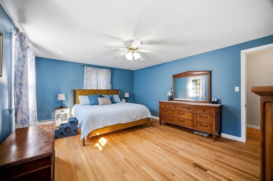 Photo of 291 Steiger Dr