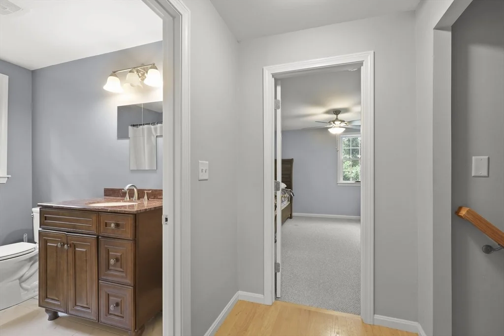 Photo of 4 Thom Ave