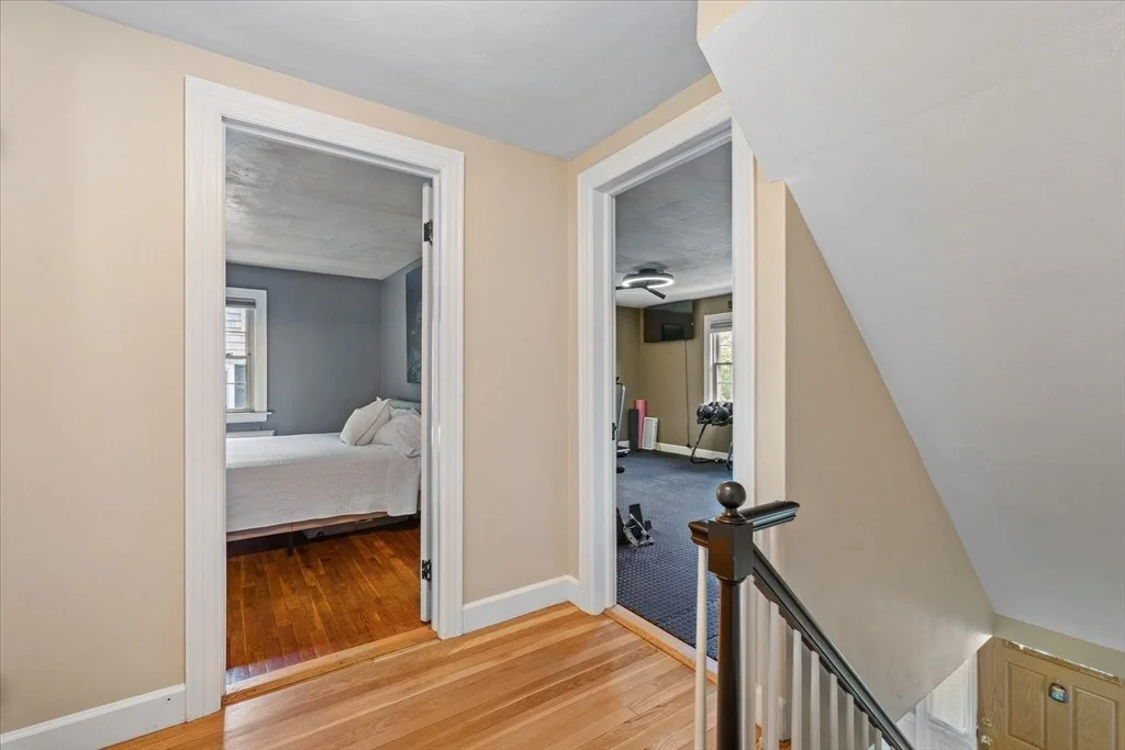 Photo of 30 Saint Elmo Rd