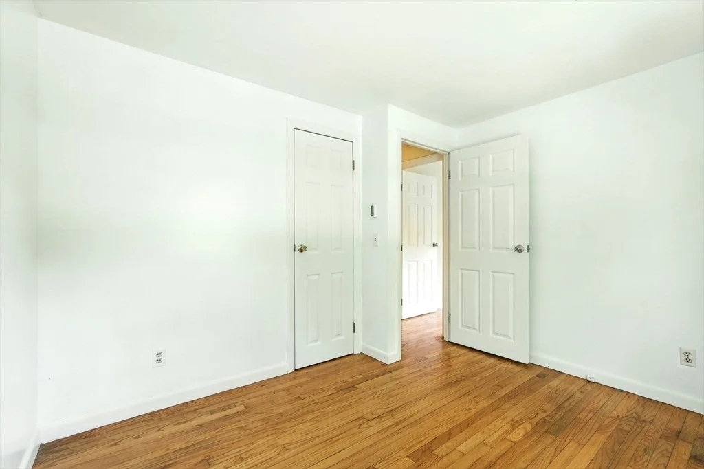 Photo of 161 Farmington Rd