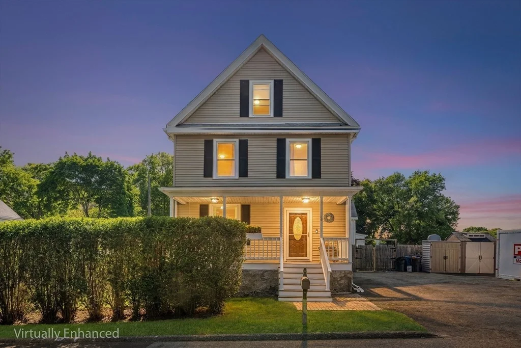 Photo of 19 Laconia Ave