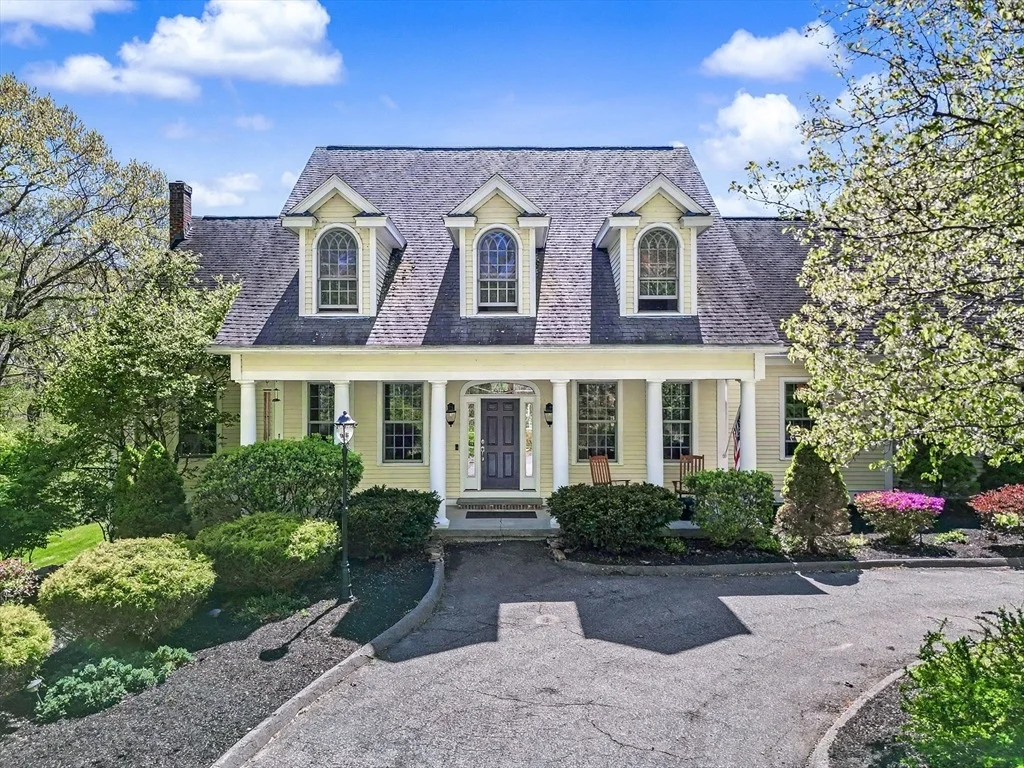 Photo of 270 Mendon Rd