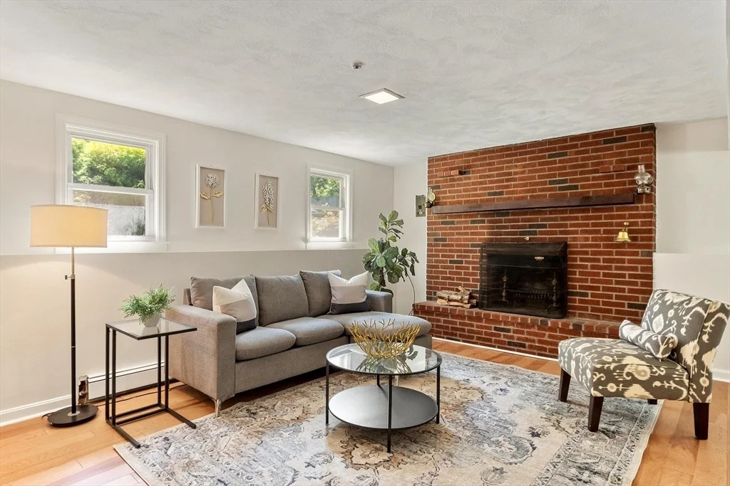 Photo of 7 Locust Street