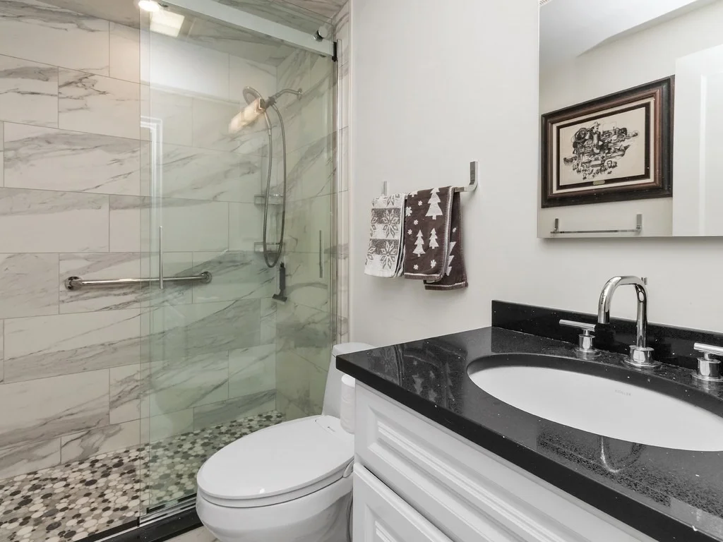 Photo of 694 Trapelo Road
