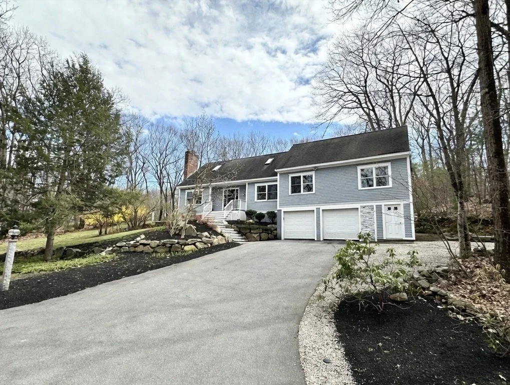 Photo of 31 Hillside Rd