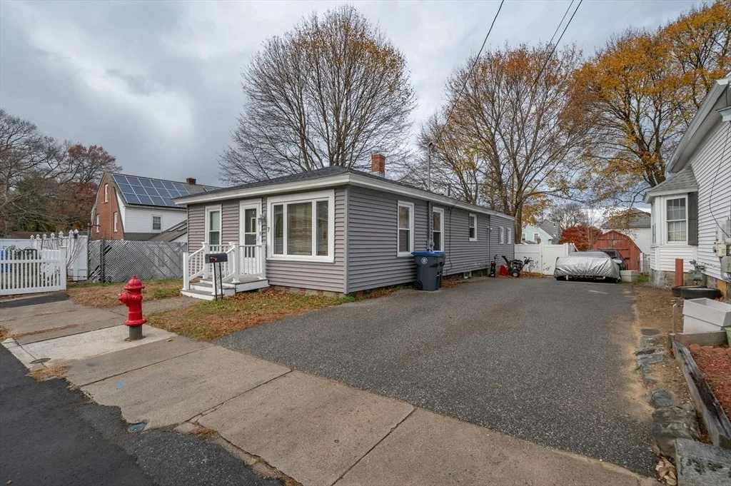 Photo of 7 Field Ave