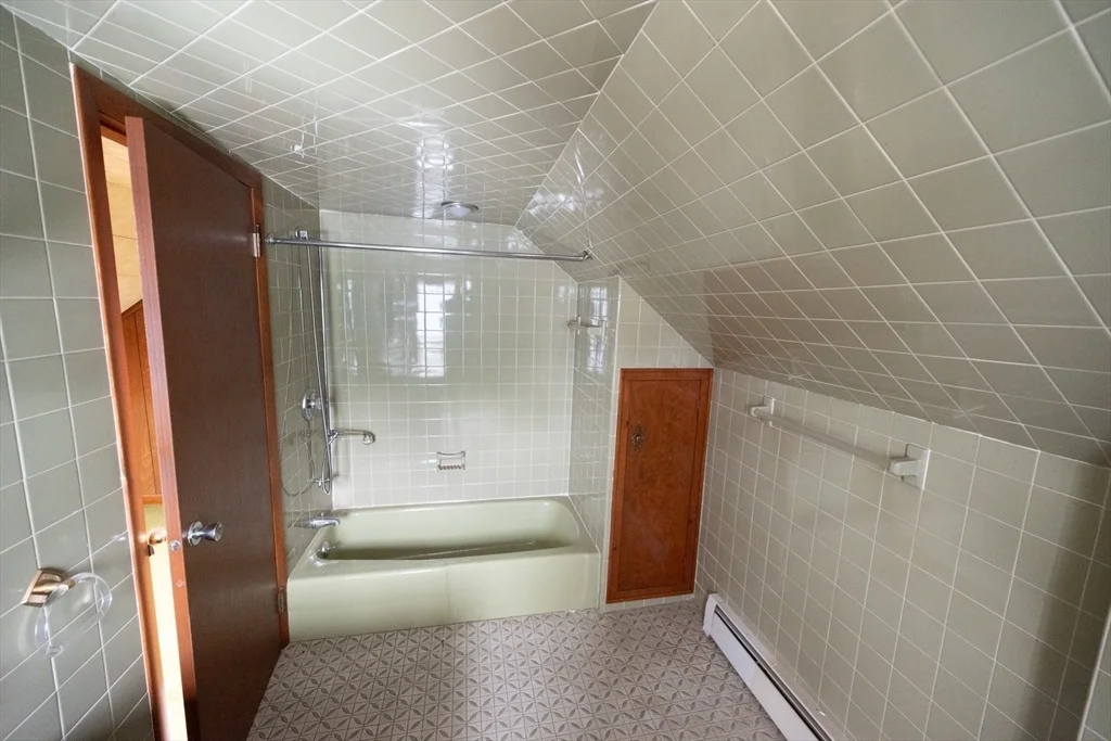 Photo of 102 Margin St