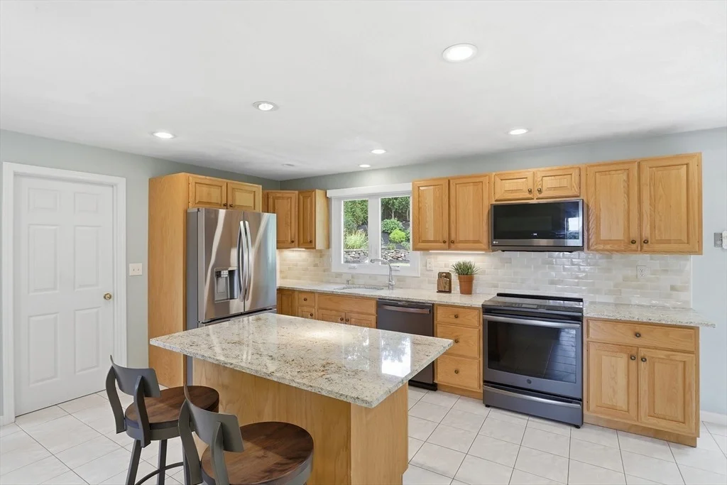 Photo of 44 Raffaele Drive