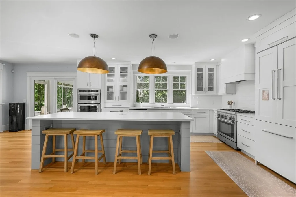 Photo of 239 Oxford Drive