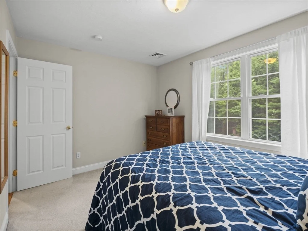 Photo of 81 Lawrence St