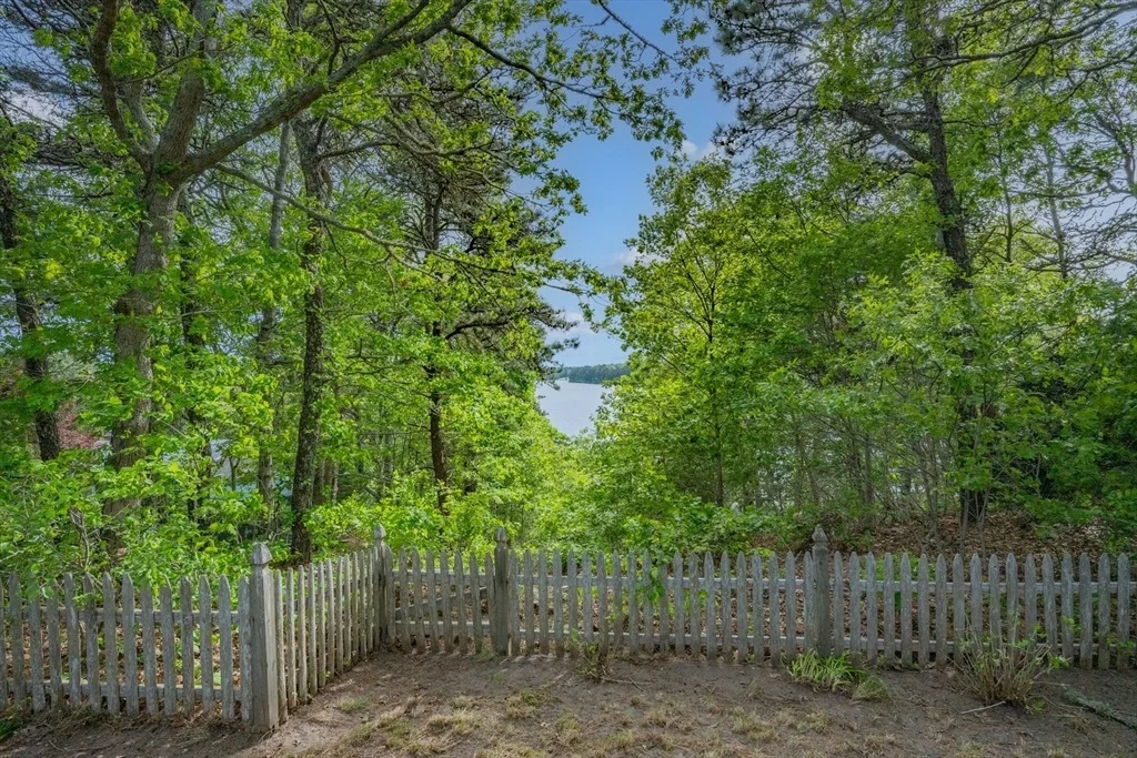 Photo of 272 Sheep Pond Dr
