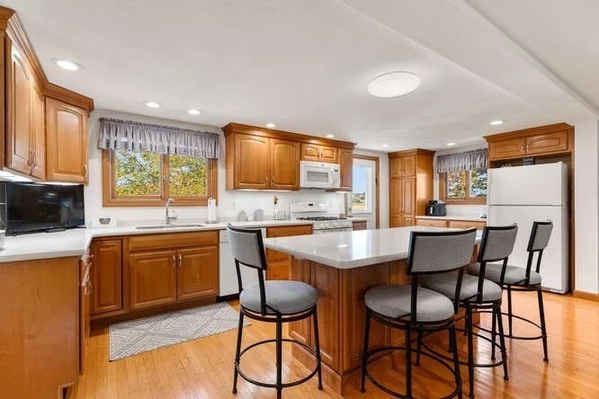 Photo of 9 Spencer Ave