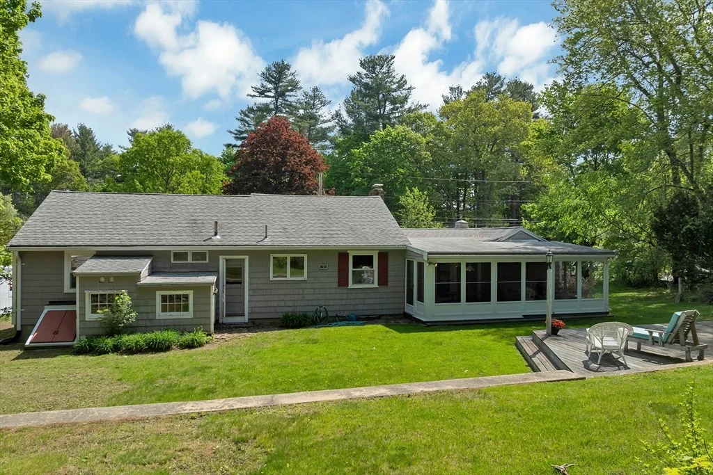 Photo of 394 Pearl St