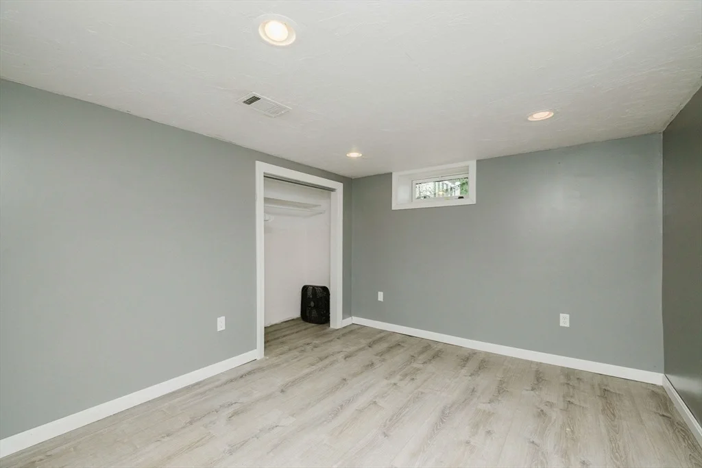 Photo of 160 Willis