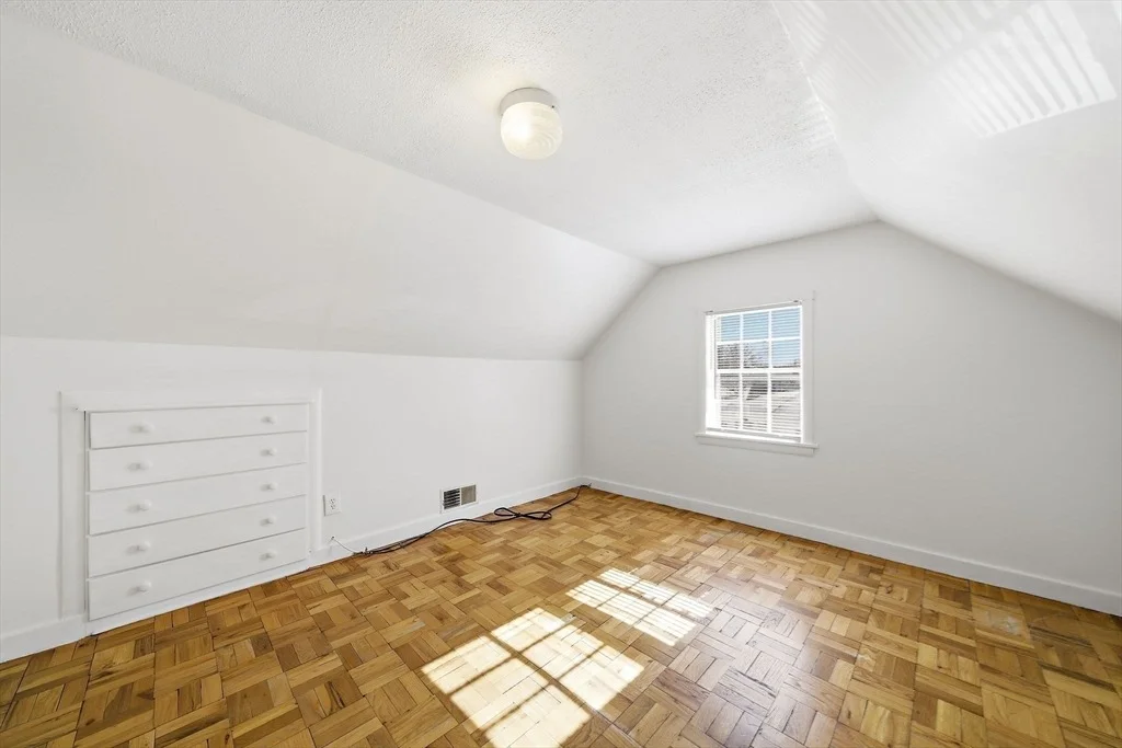 Photo of 14 Washington Circle