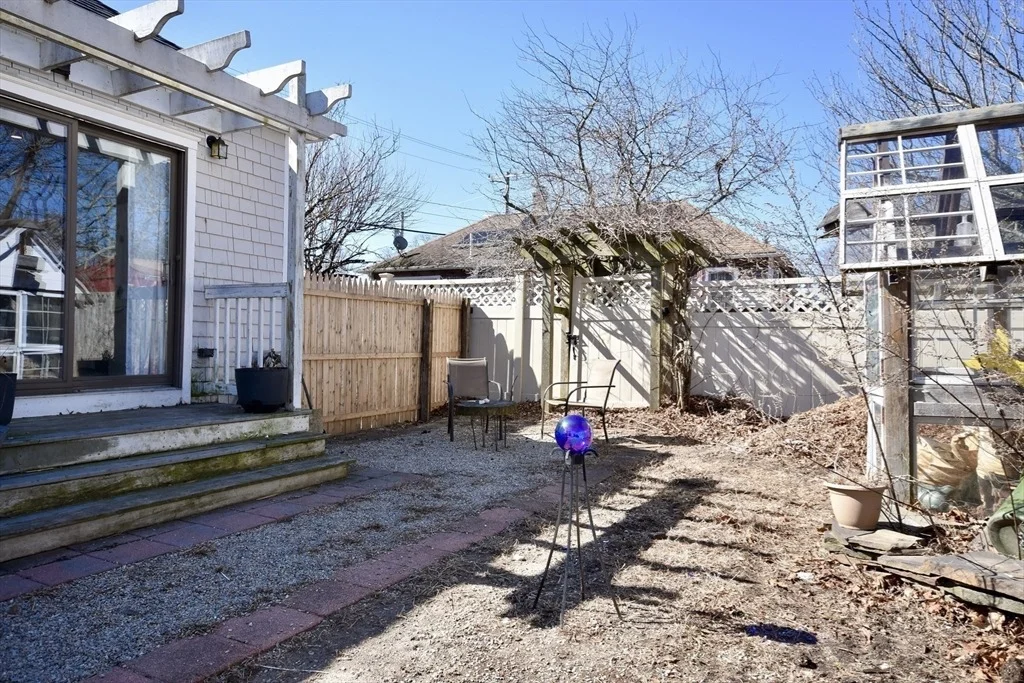 Photo of 50 Sandwich Rd