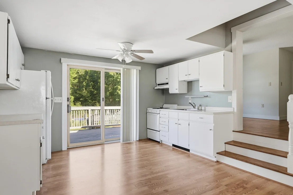 Photo of 355 Tyler St