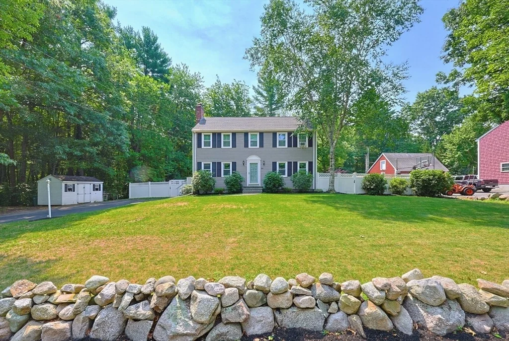 Photo of 245 Winter St