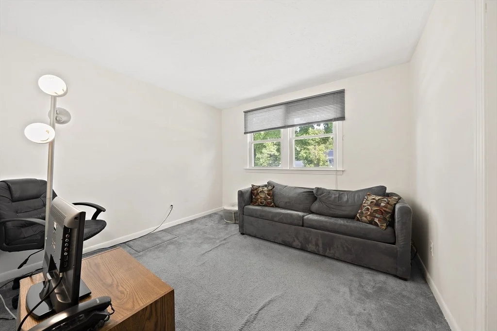 Photo of 6 Sandy Ridge Cir