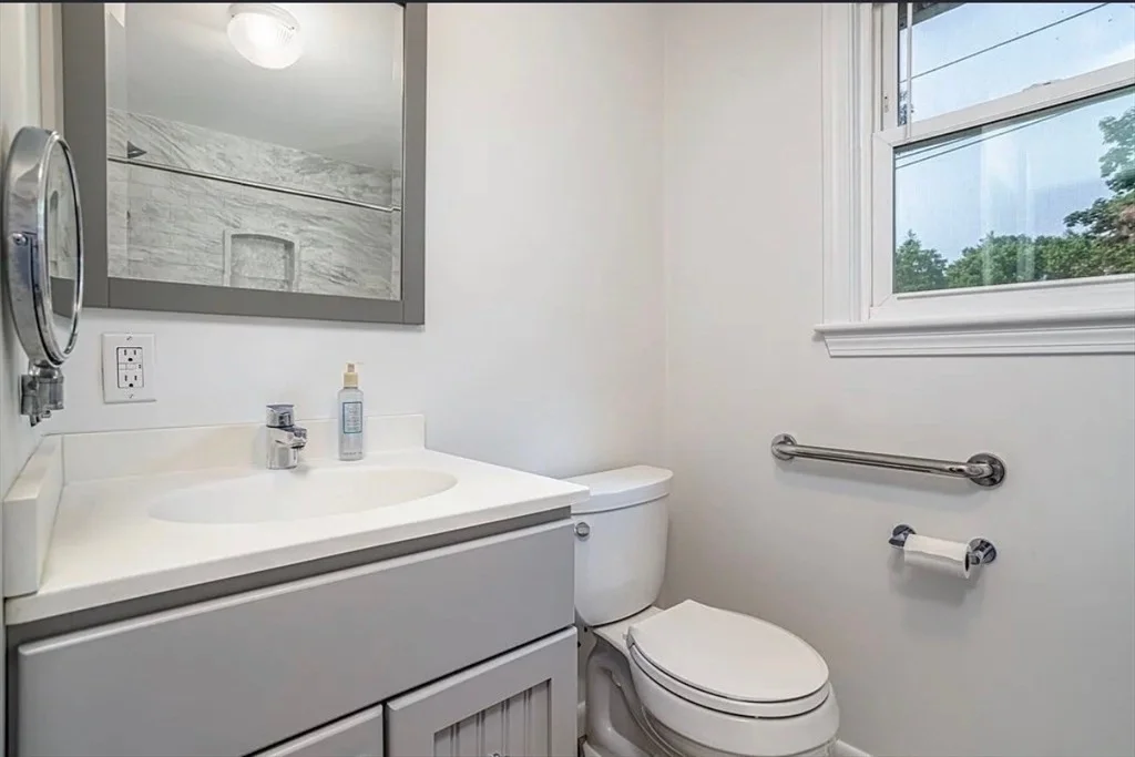 Photo of 304 Primrose Hill Rd