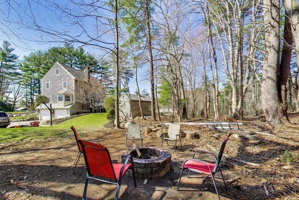 Photo of 101 River Rd
