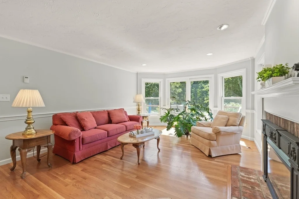 Photo of 9 Bogastow Circle