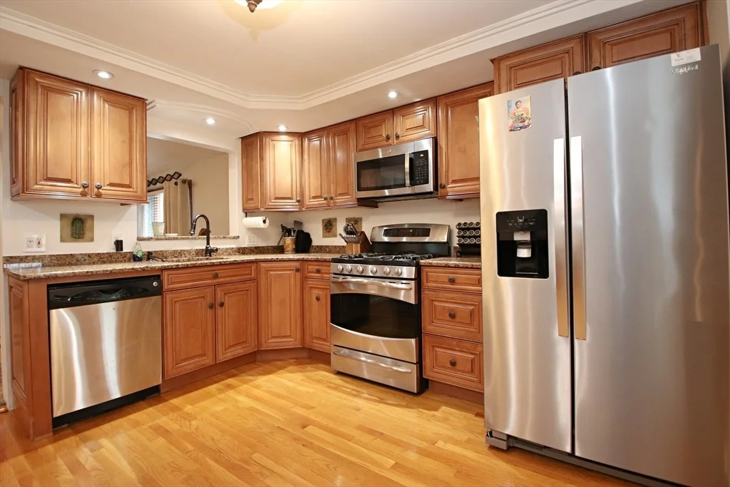 Photo of 1 Biscayne Ave.
