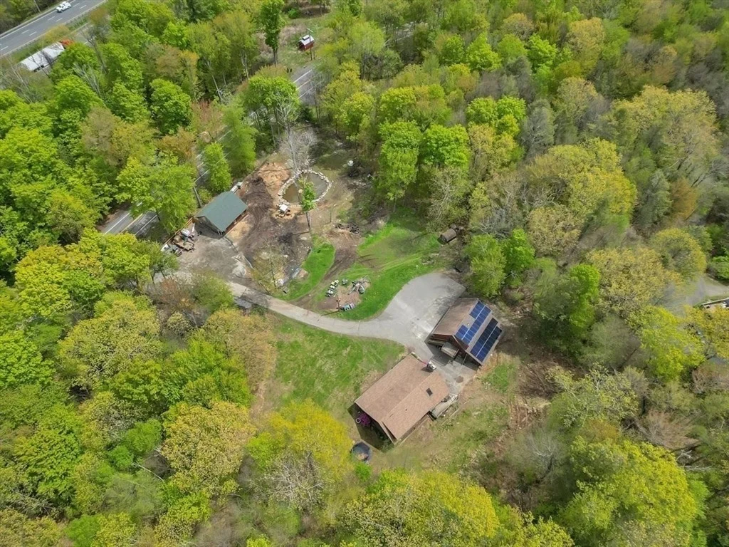 Photo of 41 Woronoco Rd