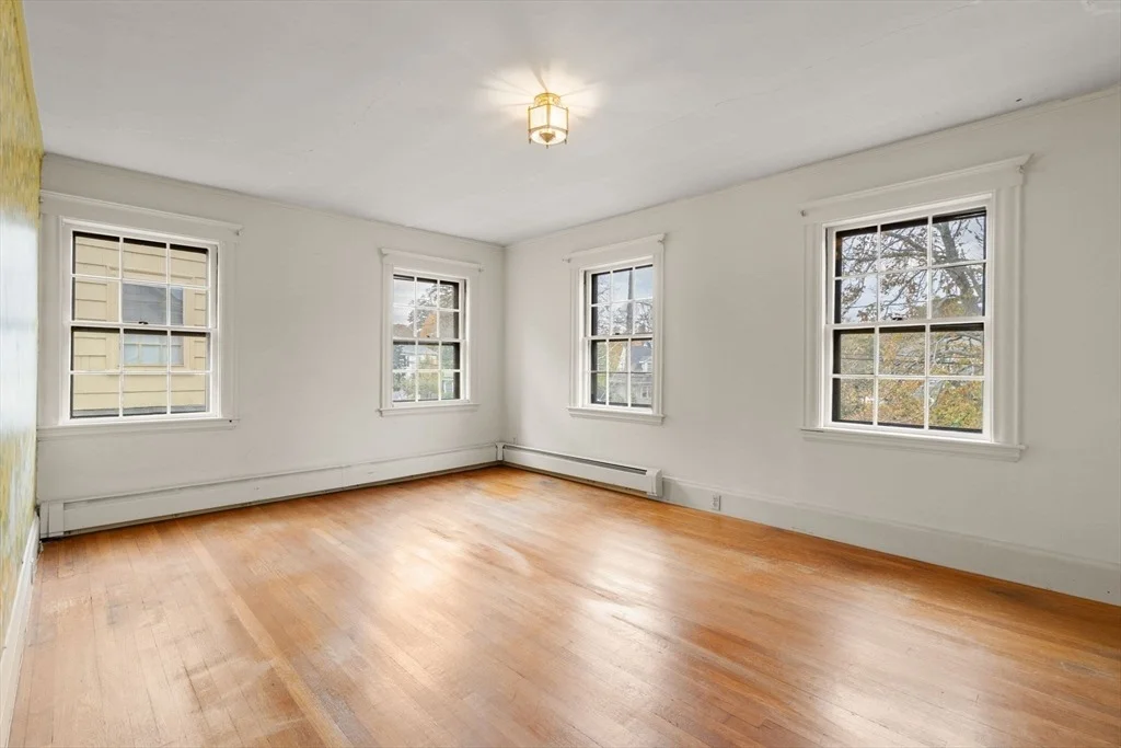 Photo of 24 Orchard Cir