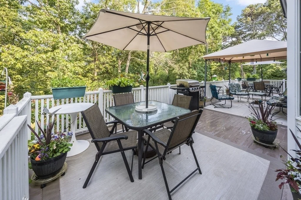 Photo of 43 Owl Pond Rd