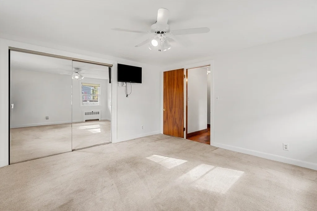 Photo of 215 West Shore Dr