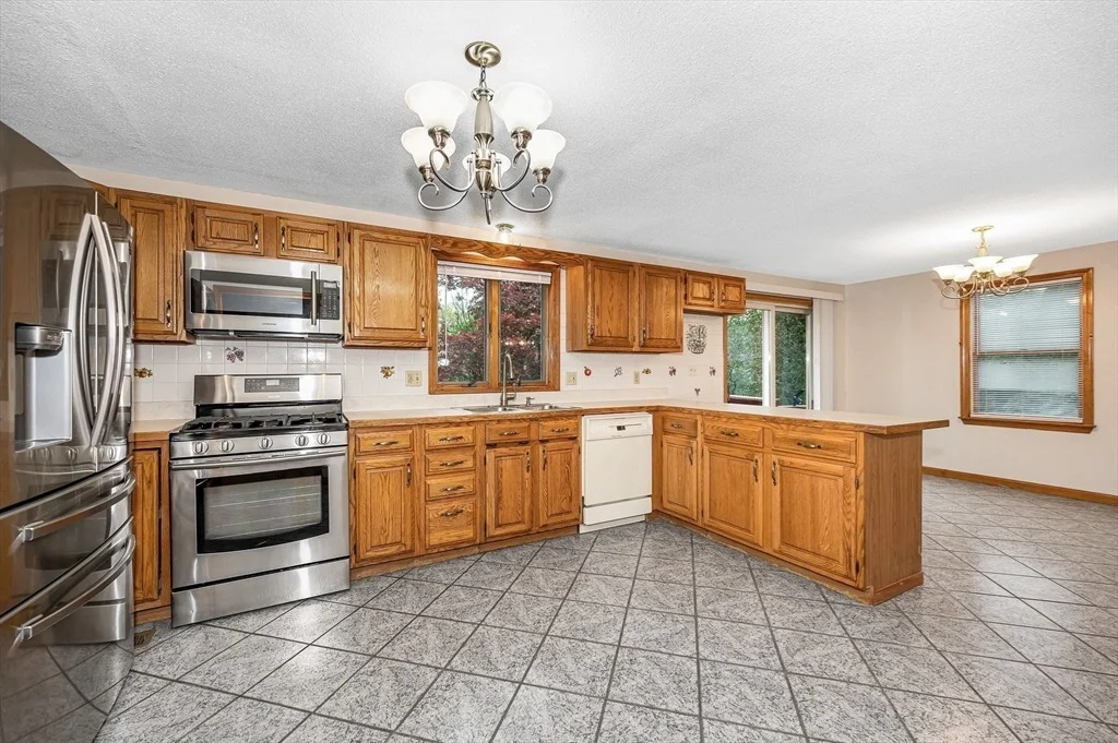Photo of 91 Leonard Circle