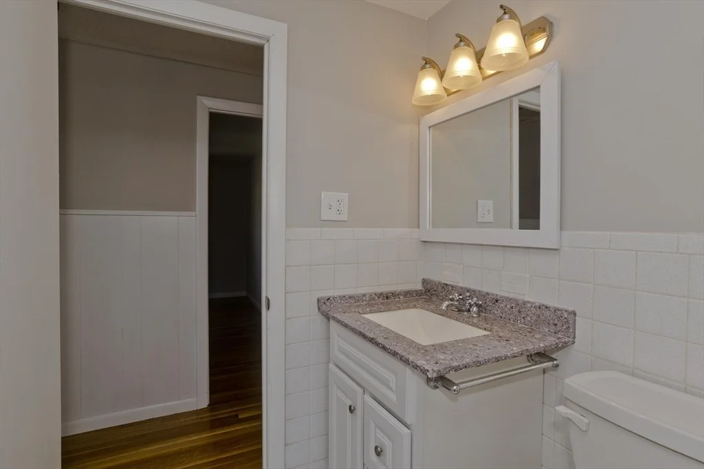 Photo of 185 Fletcher Cir