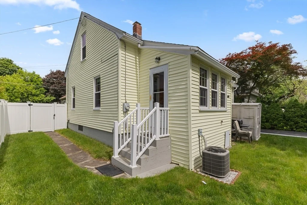Photo of 28 Spring St