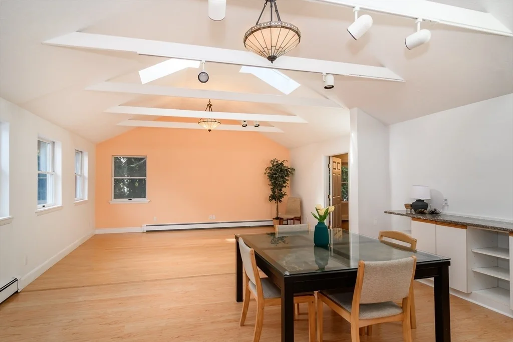 Photo of 15 Mackintosh Avenue