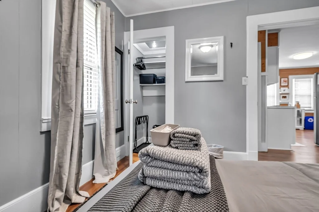 Photo of 1451 Bay St