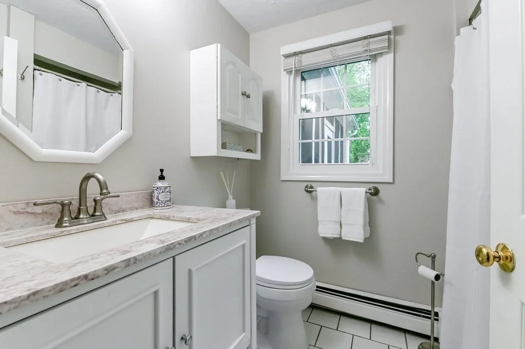 Photo of 15 Emerson Cir