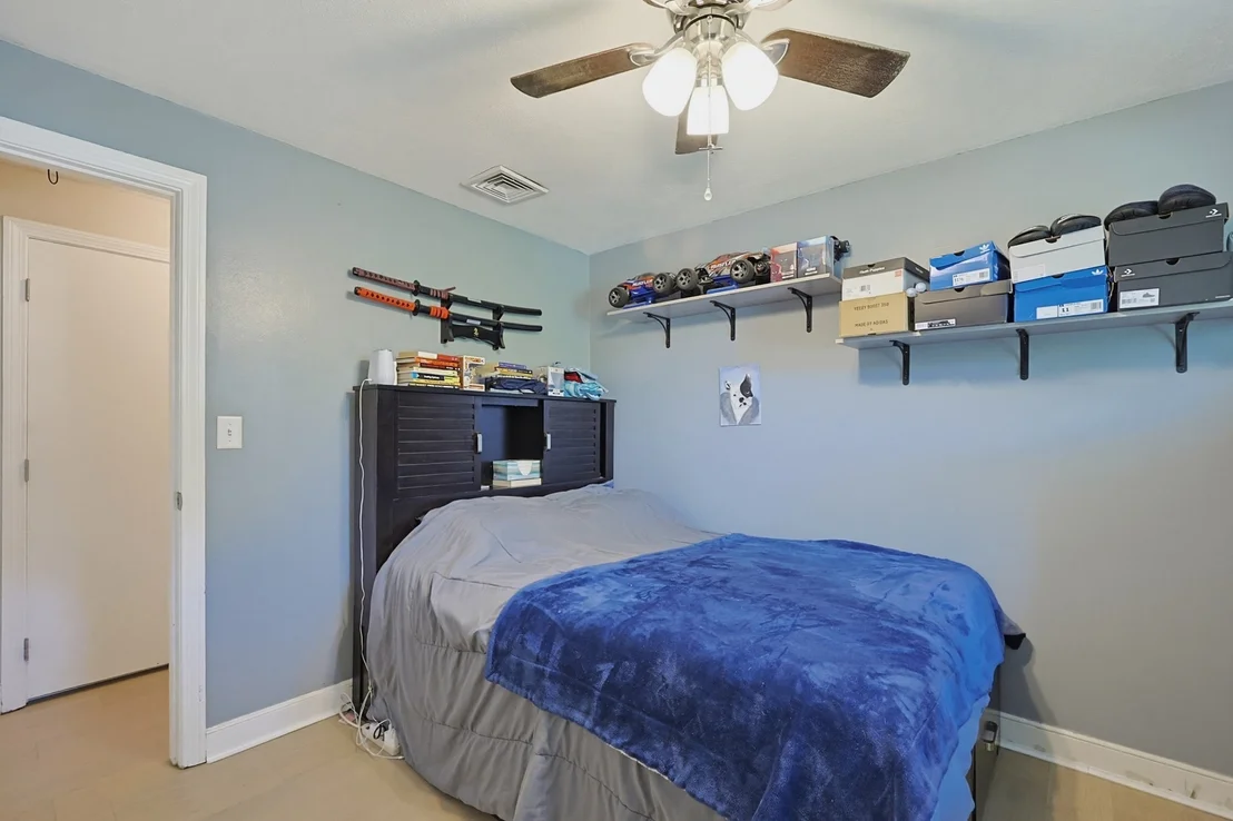 Photo of 39 Candy Ln