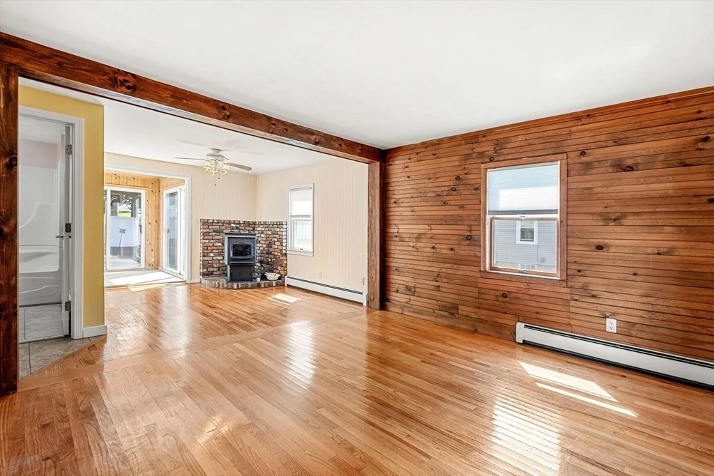 Photo of 16 Marion Ave