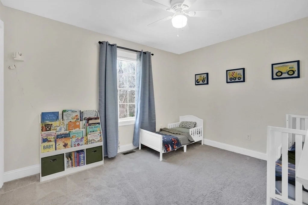 Photo of 301 Podunk Rd