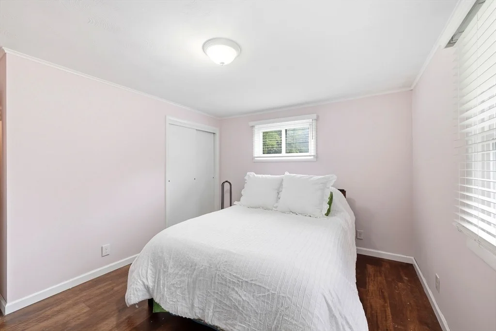 Photo of 75 Greystone Ave