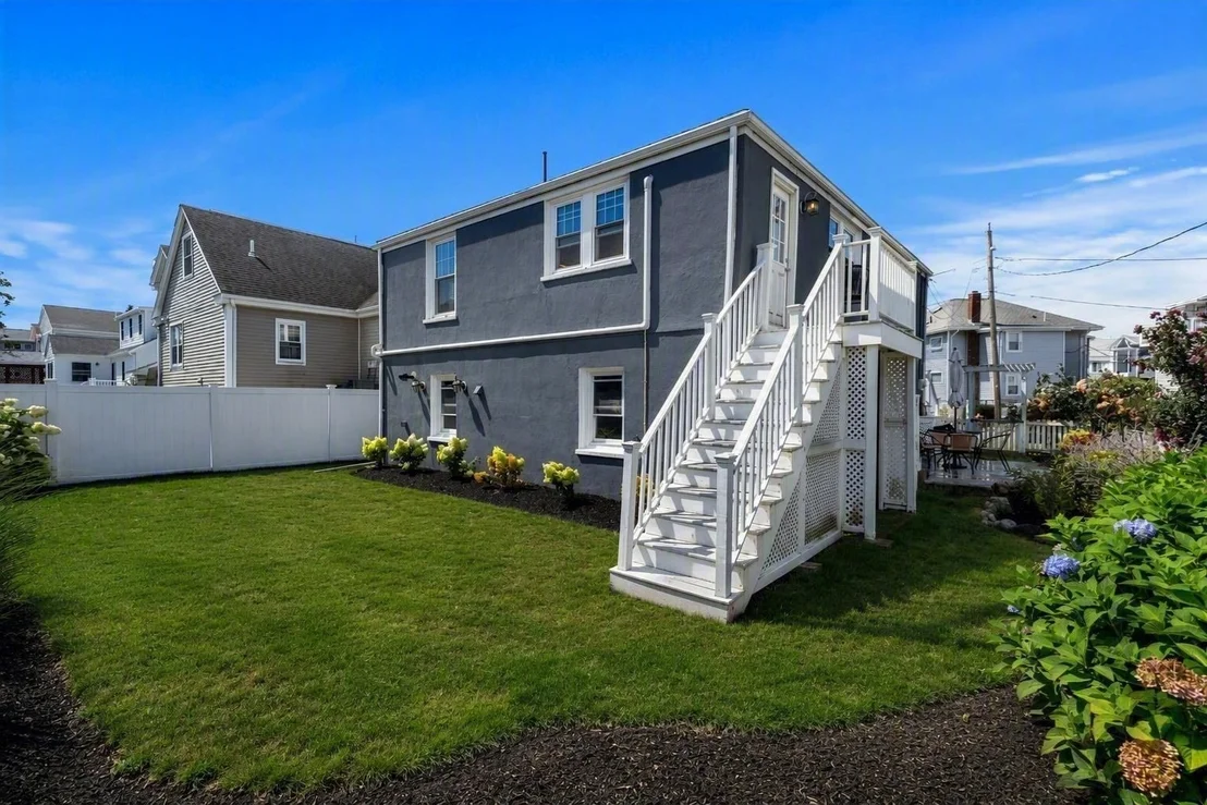 Photo of 6 Fox Hill Road