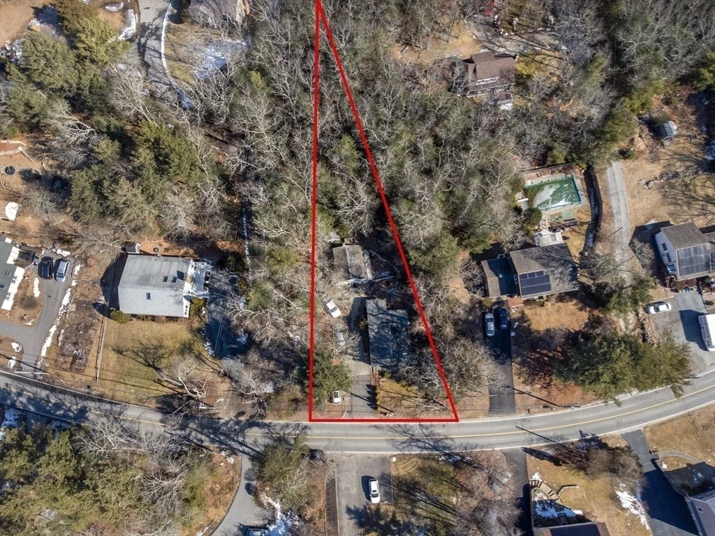 Photo of 548 Delano Rd