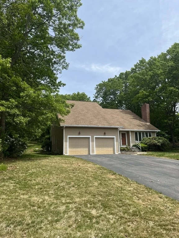 Photo of 283 Palisades Circle