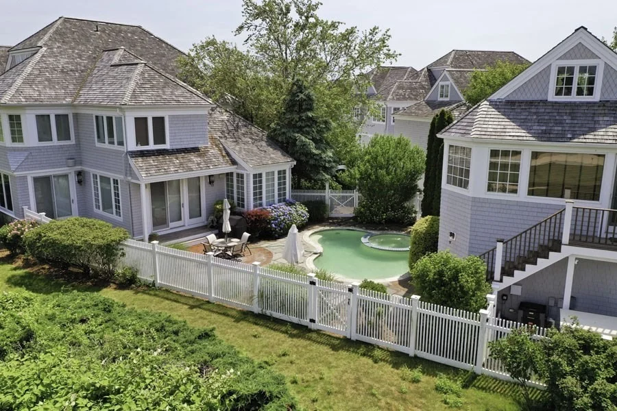Photo of 125 Shore Dr W